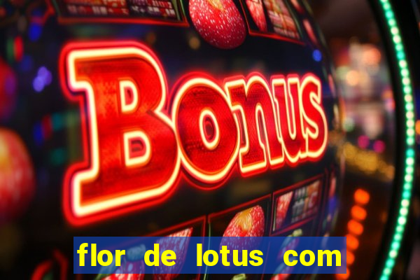 flor de lotus com lua tatuagem